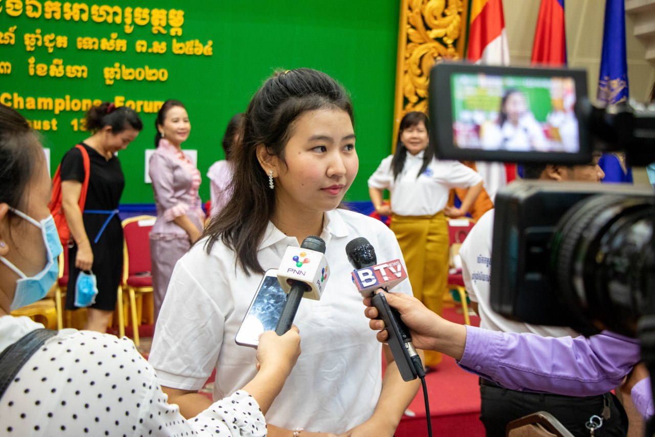 Youth Nutrition Champions make their voices heard in Cambodia