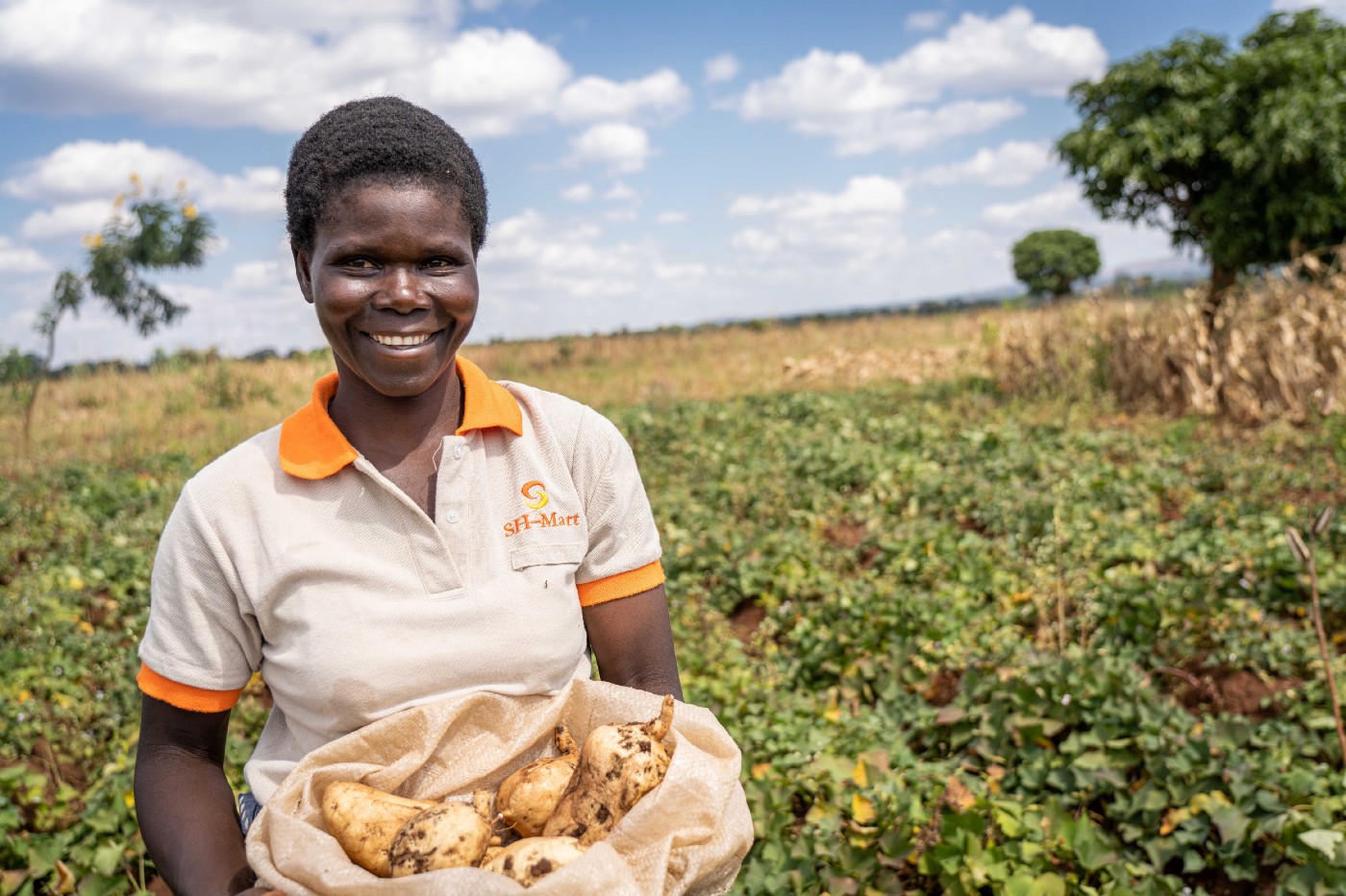 Growing food to tackle coronavirus and child malnutrition in Malawi