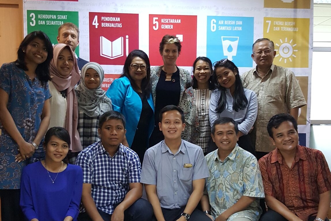 Indonesian Ministers of finance, health, planning and development talk nutrition with SUN Movement Coordinator