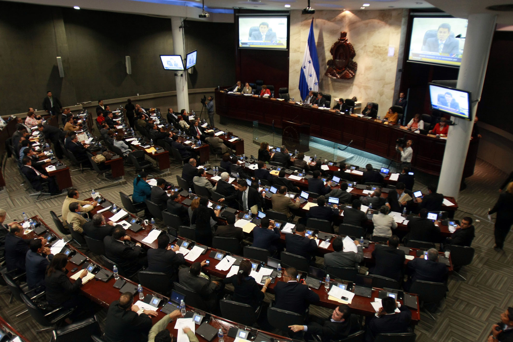 Parliamentarians and universities in Honduras unite to work for food, in crisis due to COVID-19